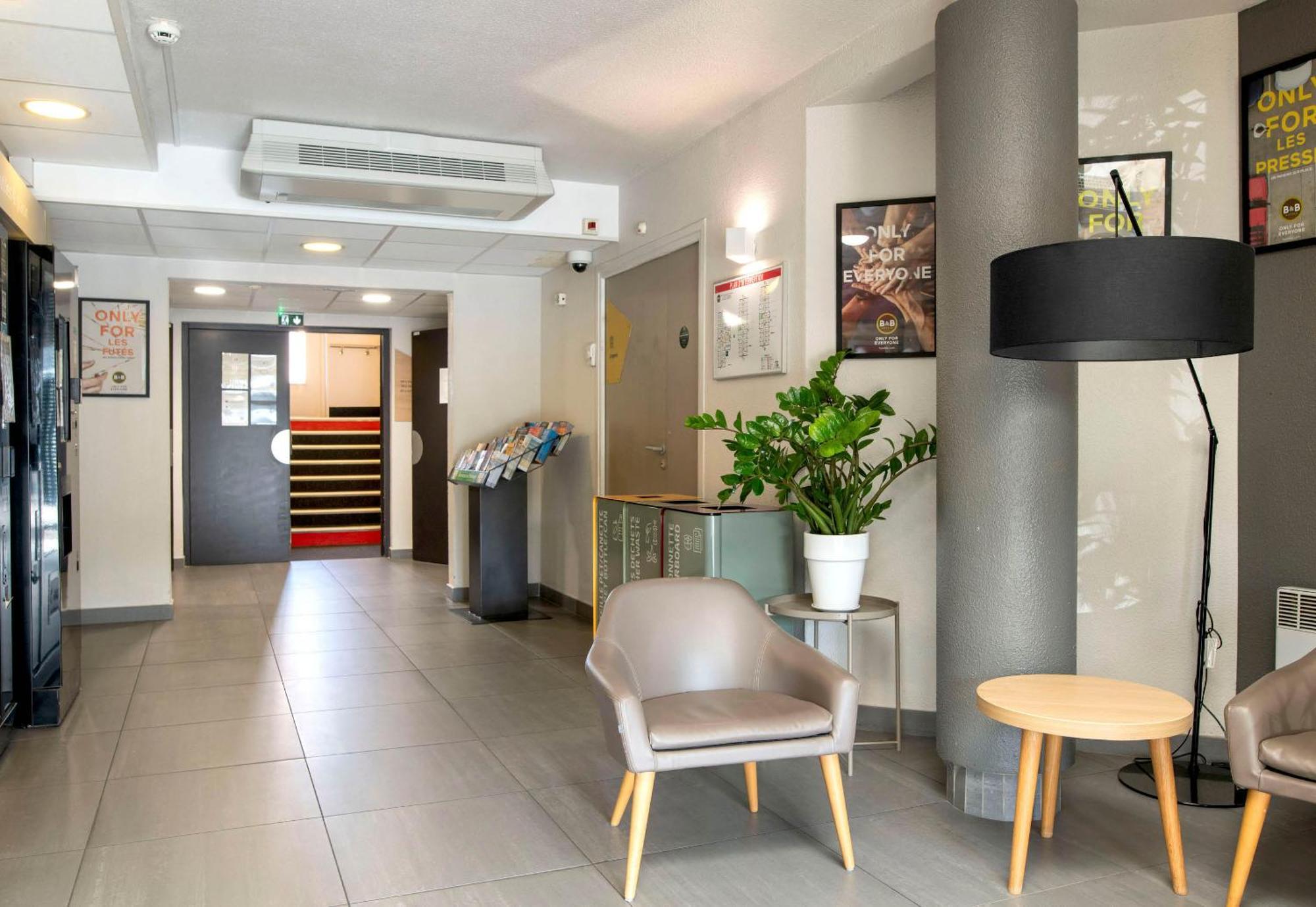 B&B Hotel Avignon 2 ル・ポンテ エクステリア 写真